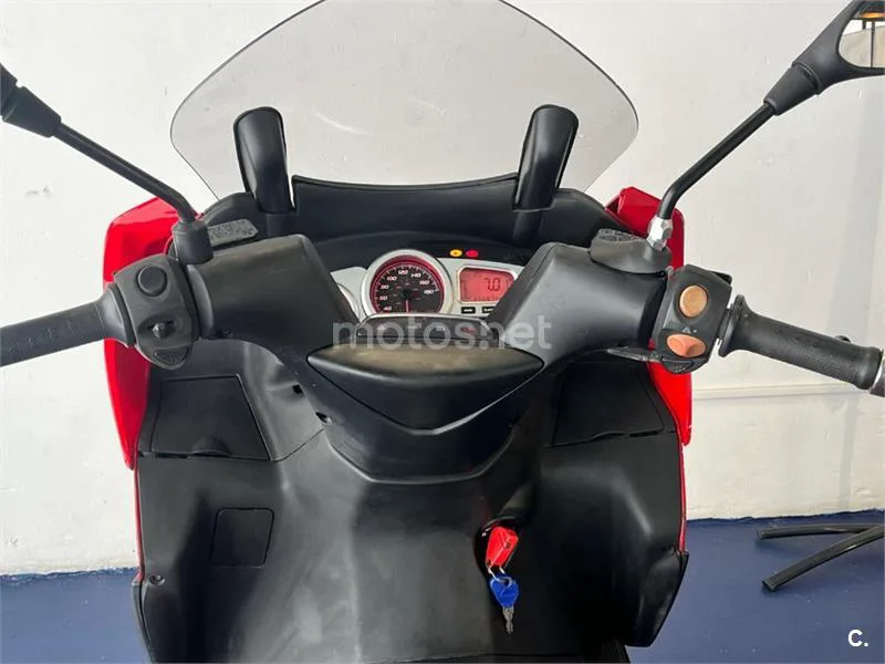 Gilera Nexus 500 – Vista 33
