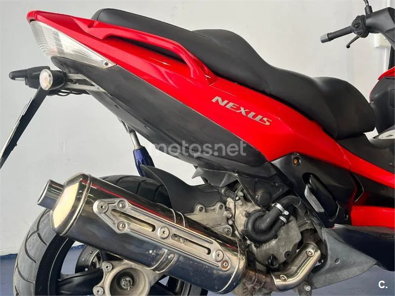 Gilera Nexus 500 – Vista 7