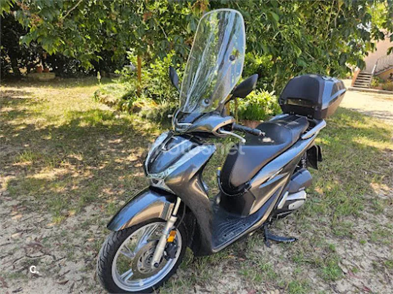 Honda SH 125i – Vista 8