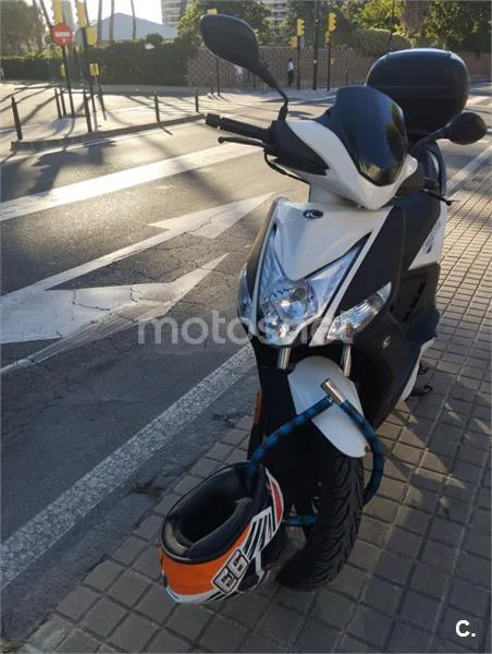 Kymco Agility City 125 – Vista 2