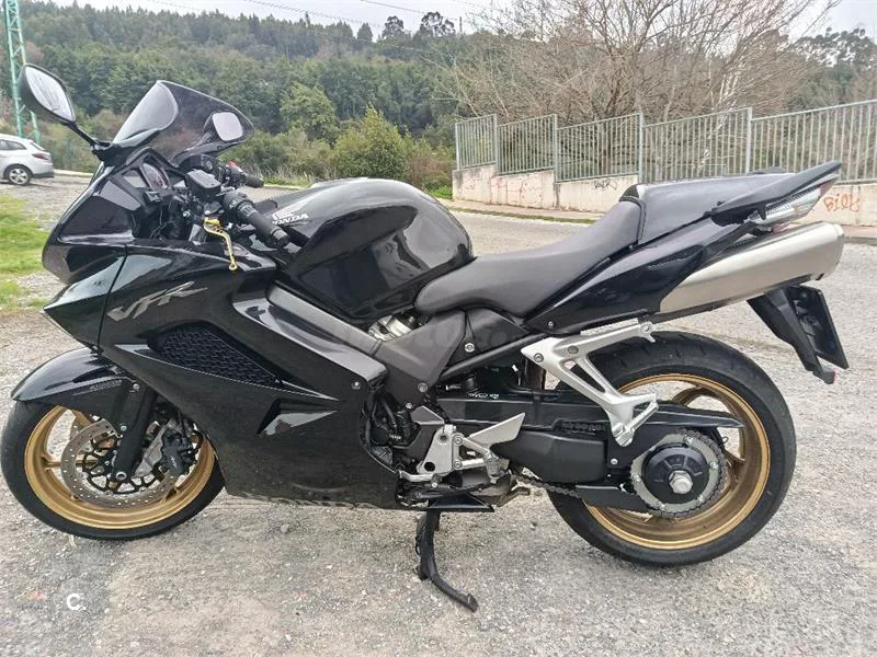 Honda VFR 800 – Vista 3