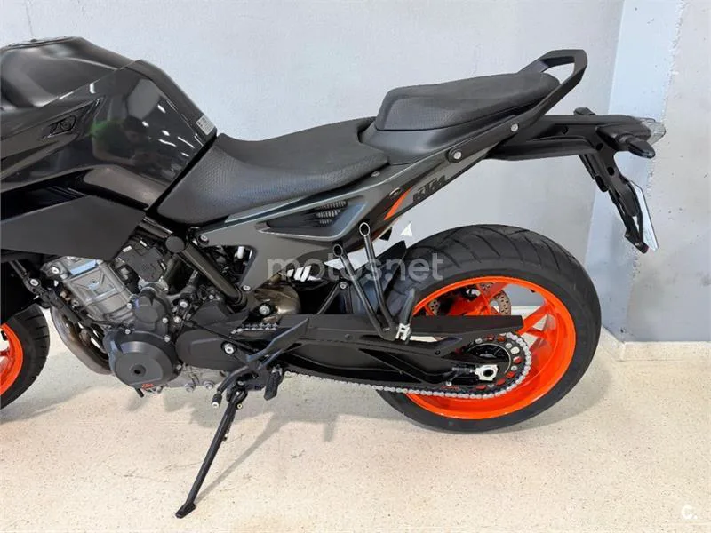 KTM 790 – Vista 6