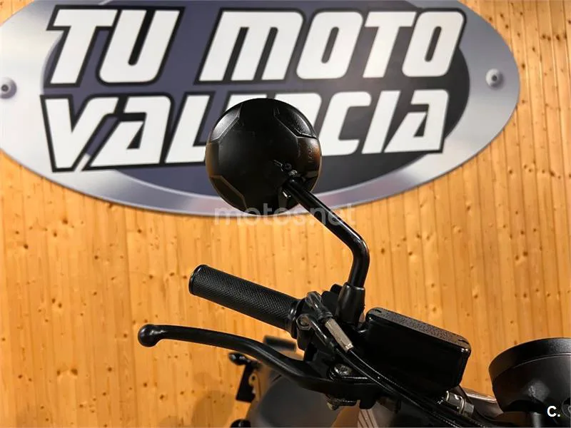 Honda CMX 500 Rebel – Vista 23