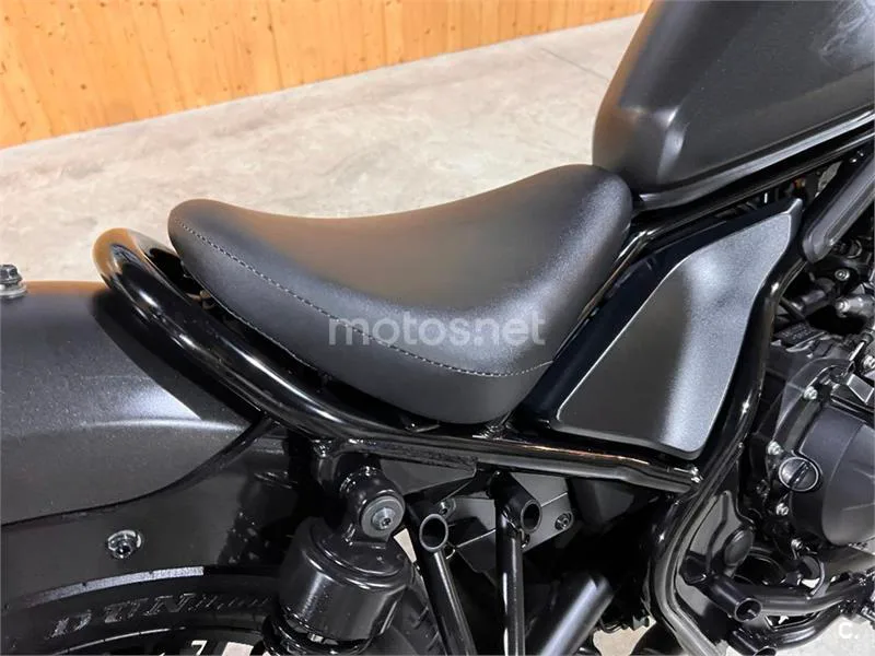 Honda CMX 500 Rebel – Vista 45