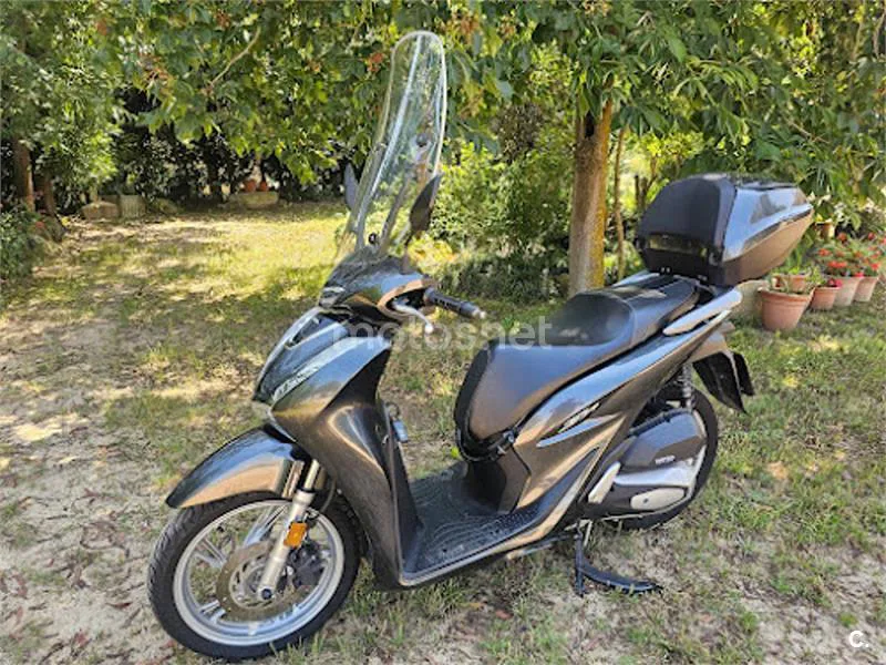 Honda SH 125i – Vista 5
