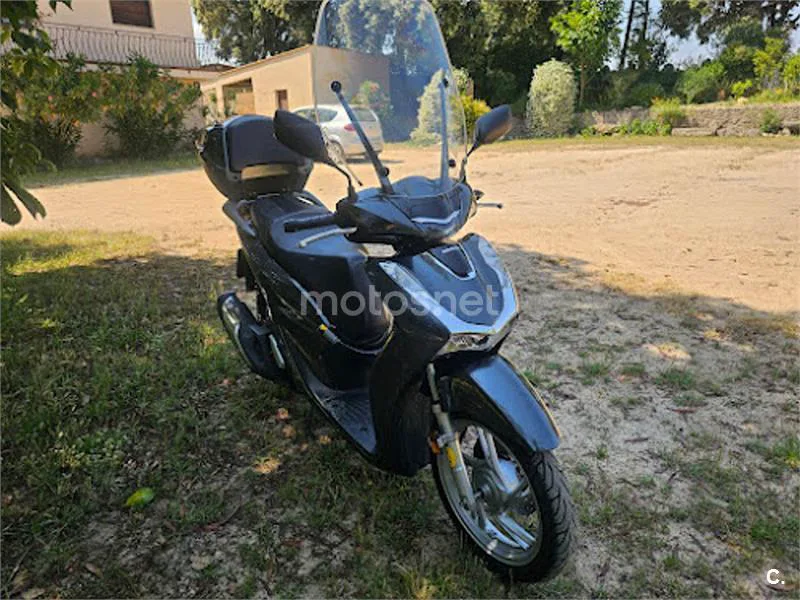 Honda SH 125i – Vista 7
