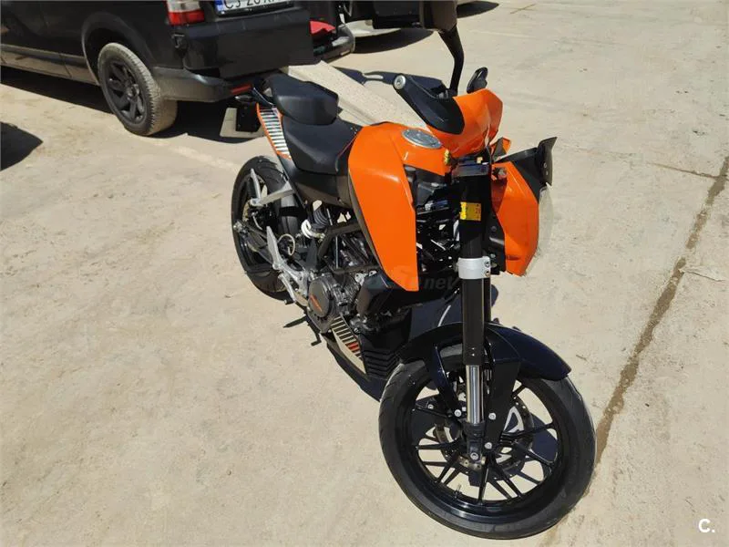 KTM 125 – Vista 3