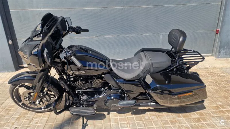 Harley-Davidson Street Glide – Vista 10
