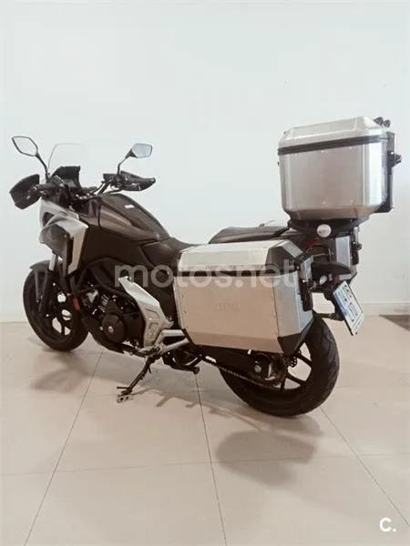 Honda NC 750 X – Vista 6