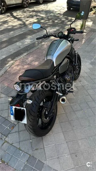 Yamaha XSR 700 – Vista 3