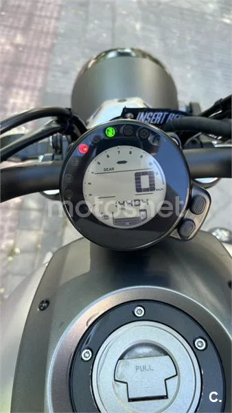 Yamaha XSR 700 – Vista 8