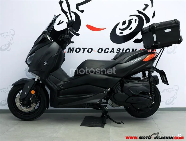 Yamaha XMAX 400 – Vista 6
