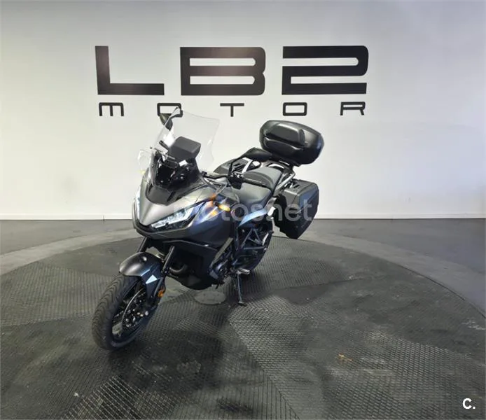 Honda NT1100 – Vista 8