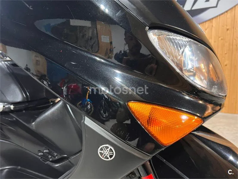 Yamaha TMAX 500 – Vista 32