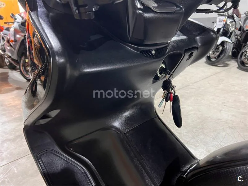 Yamaha TMAX 500 – Vista 66