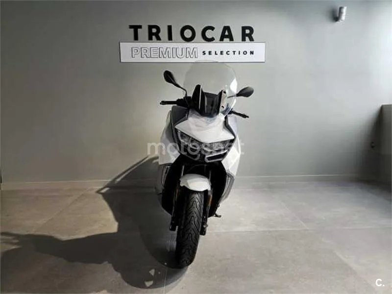 BMW C 400 GT – Vista 3