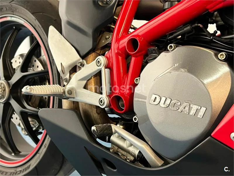 Ducati 848 Superbike – Vista 13