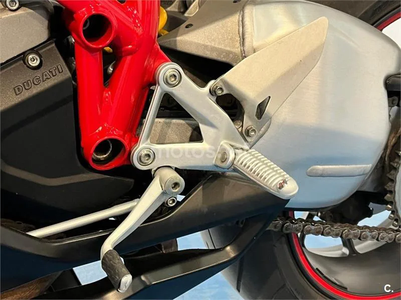 Ducati 848 Superbike – Vista 37