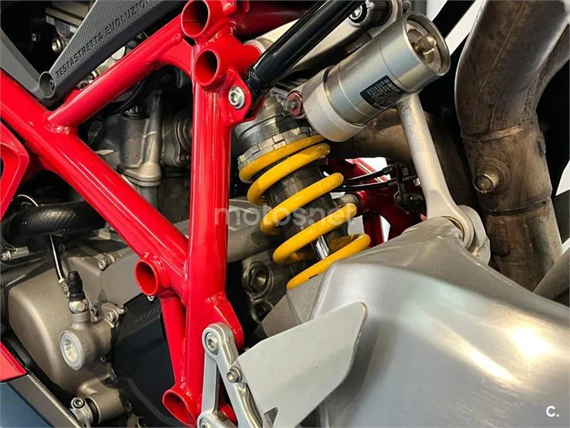 Ducati 848 Superbike – Vista 40