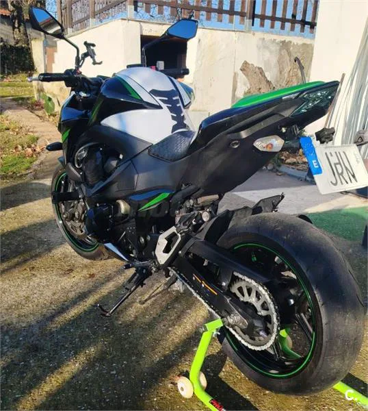 Kawasaki Z800 – Vista 2