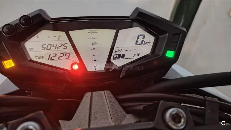 Kawasaki Z800 – Vista 5