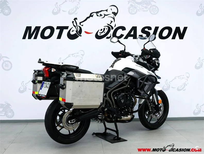 Triumph Tiger 800 XR – Vista 3