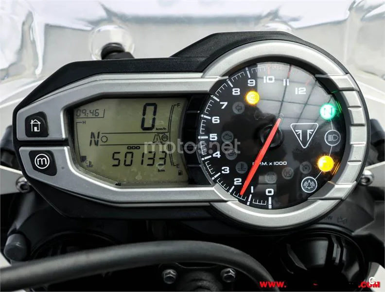 Triumph Tiger 800 XR – Vista 6