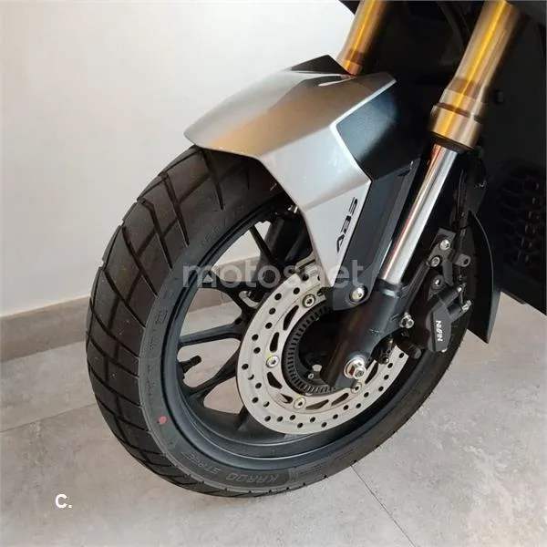 Honda ADV 350 – Vista 10
