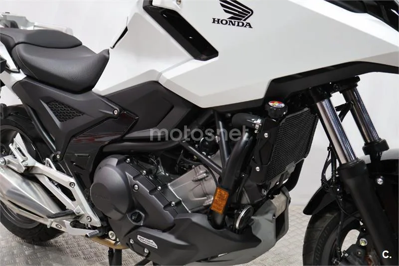 Honda NC 750 X – Vista 12