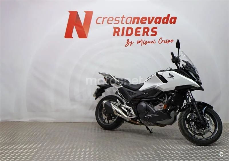 Honda NC 750 X – Vista 16
