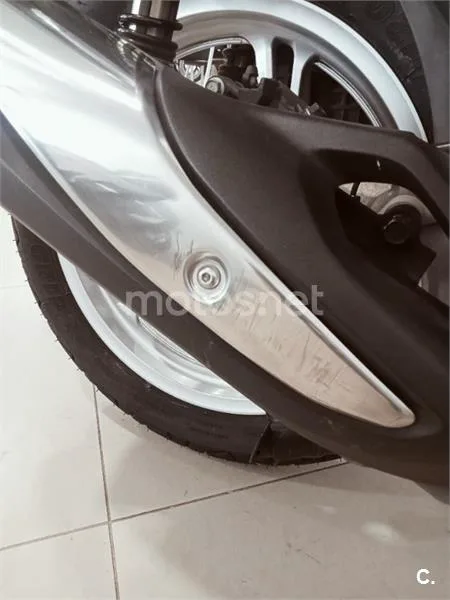 Honda SH 125i – Vista 12