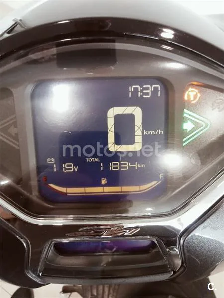 Honda SH 125i – Vista 9