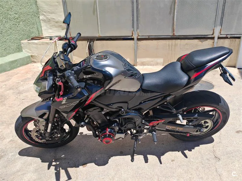 Kawasaki Z900 – Vista 7