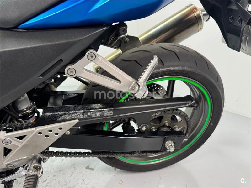 Kawasaki Z750 – Vista 10