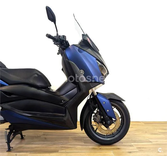 Yamaha XMAX 125 – Vista 4