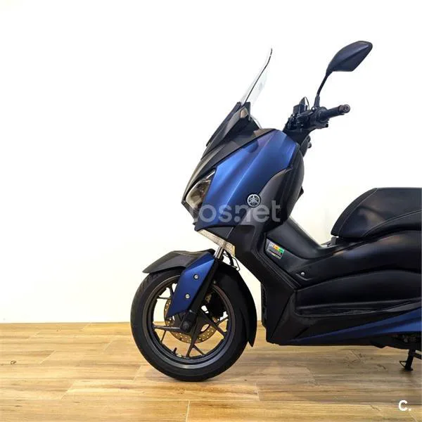 Yamaha XMAX 125 – Vista 8