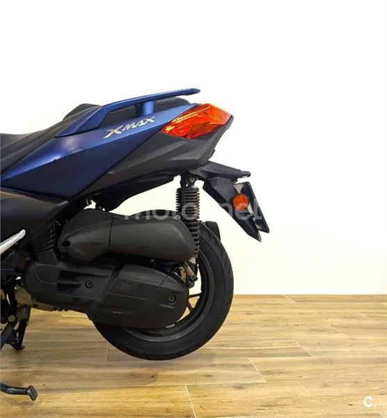 Yamaha XMAX 125 – Vista 9