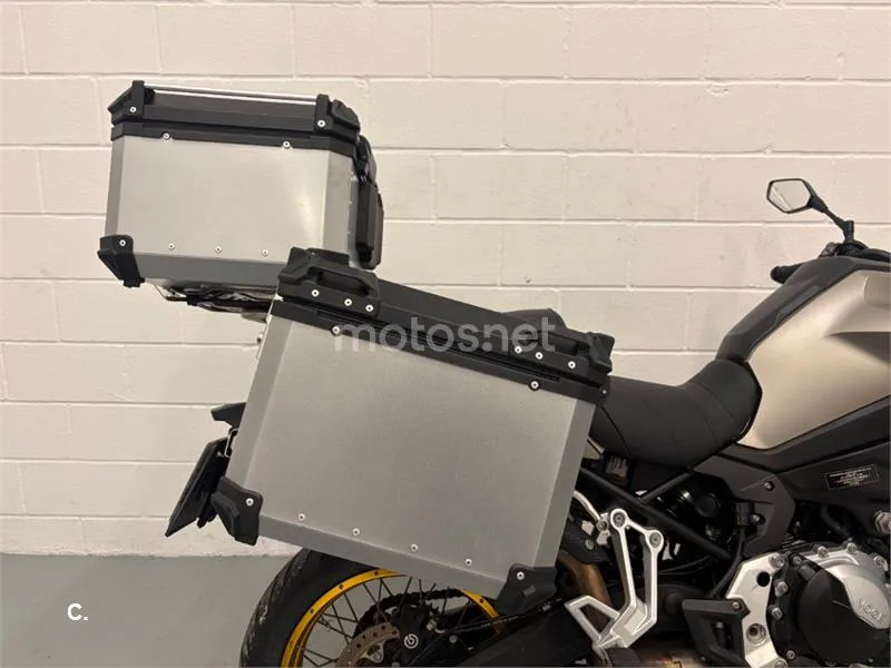 Voge 900 DSX – Vista 13