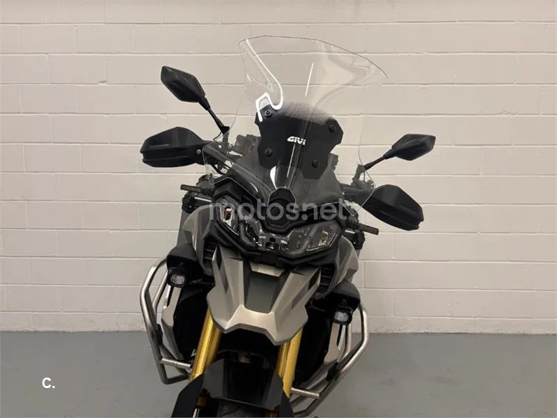 Voge 900 DSX – Vista 19