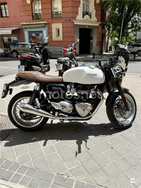 Triumph Thruxton – Vista 4