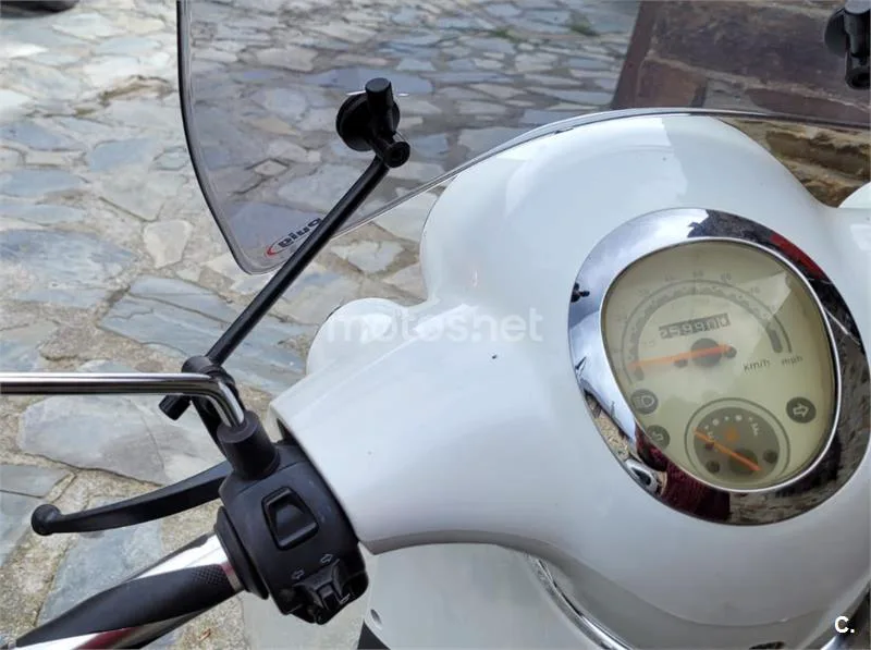 Daelim Besbi 125 – Vista 2
