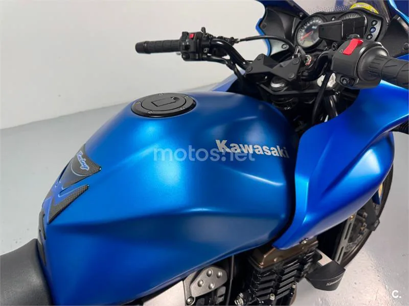 Kawasaki Z750 – Vista 21