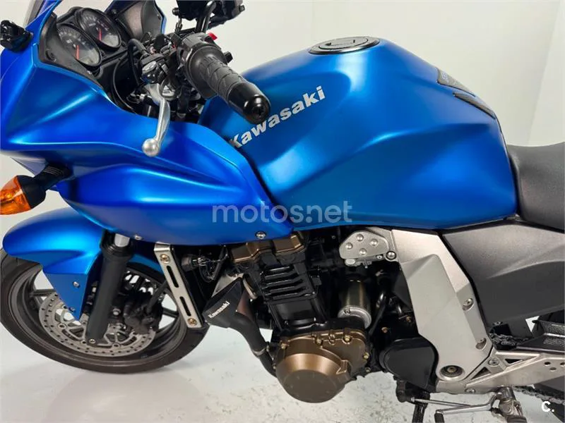 Kawasaki Z750 – Vista 7