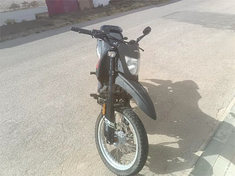 Keeway RK 125 – Vista 4