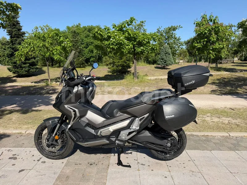Honda X-ADV – Vista 7