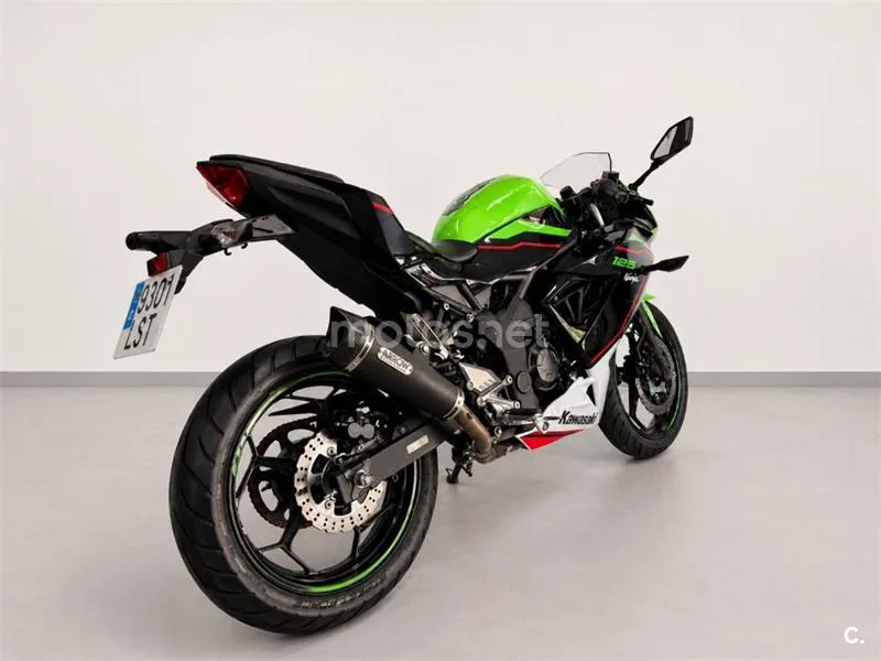 Kawasaki Ninja 125 – Vista 16