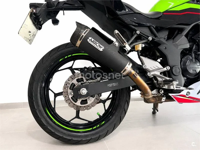 Kawasaki Ninja 125 – Vista 3