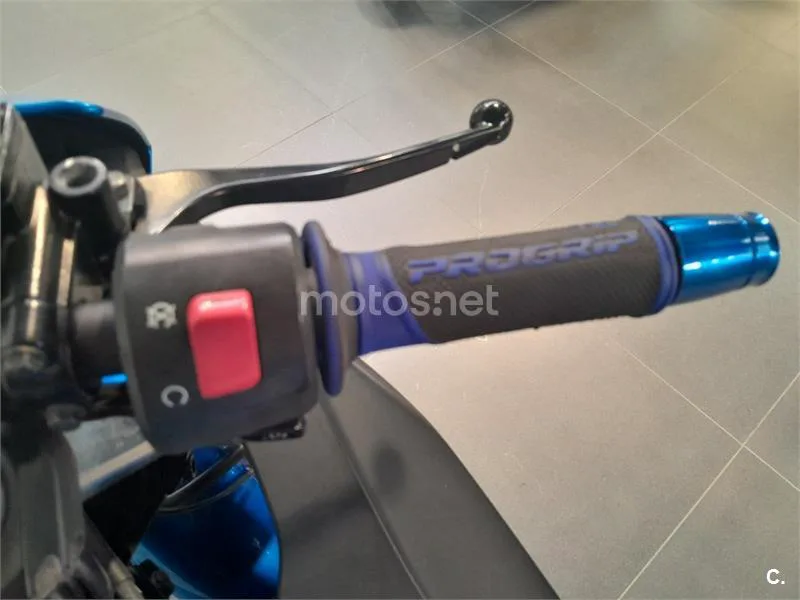 Kawasaki Ninja 125 – Vista 4