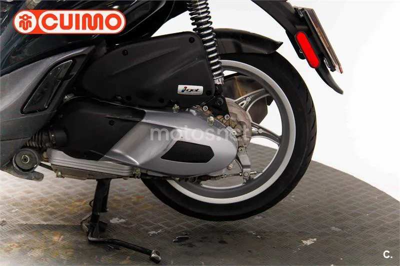Piaggio Liberty 125 – Vista 18