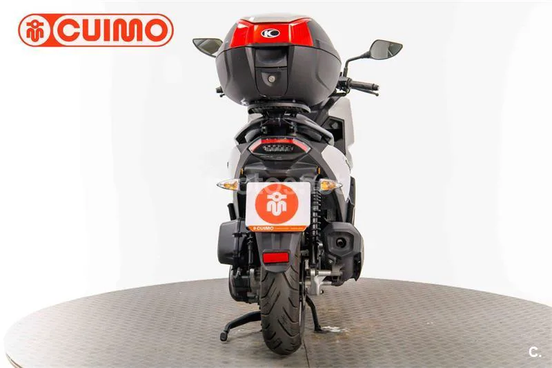 Kymco Sky Town 125 – Vista 5